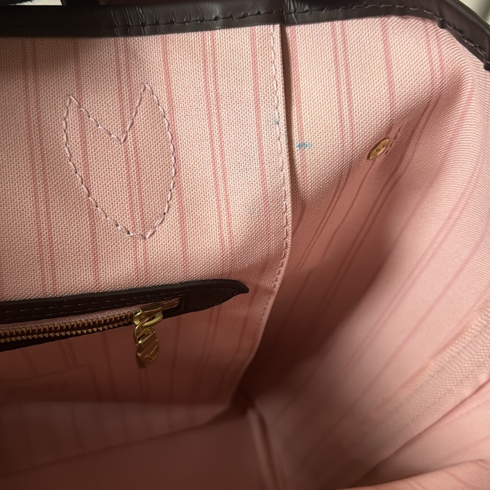 Authentic Louis Vuitton Neverfull mm - Picture 6 of 10
